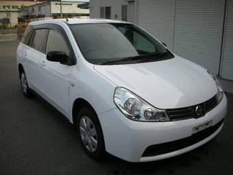 2005 Nissan Wingroad Pictures