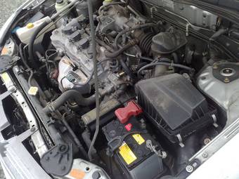2005 Nissan Wingroad Pictures