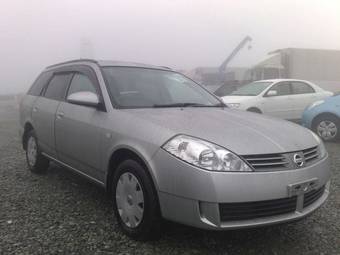 2005 Nissan Wingroad Photos