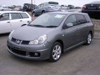2005 Nissan Wingroad Pictures