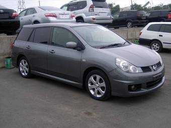 2005 Nissan Wingroad Photos