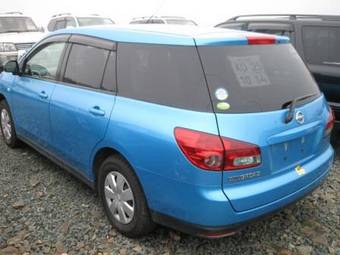 2005 Nissan Wingroad Pictures