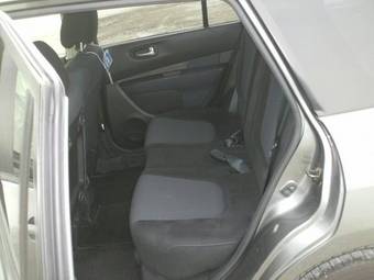 2005 Nissan Wingroad Images