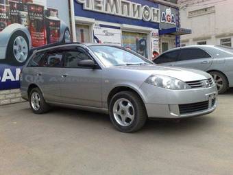 2005 Nissan Wingroad Pictures