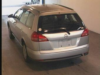 2005 Nissan Wingroad Photos