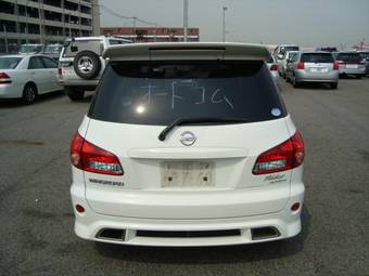 2005 Nissan Wingroad Photos