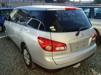 2005 Nissan Wingroad Photos