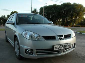 2005 Nissan Wingroad Photos