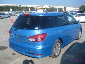 2005 Nissan Wingroad Photos