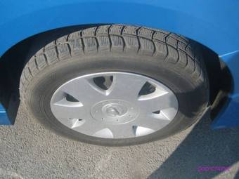 2005 Nissan Wingroad Photos
