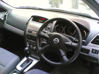 2005 Nissan Wingroad Photos