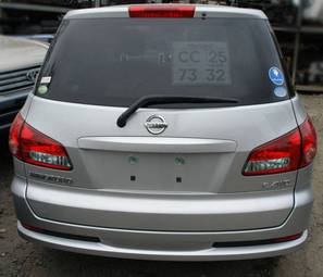 2006 Nissan Wingroad Pictures