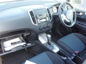 2006 Nissan Wingroad Pictures