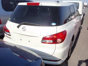 2006 Nissan Wingroad Photos