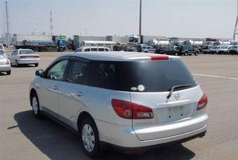 2006 Nissan Wingroad Photos