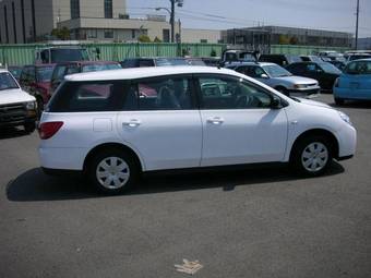 2006 Nissan Wingroad Photos