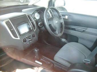 2006 Nissan Wingroad Pictures