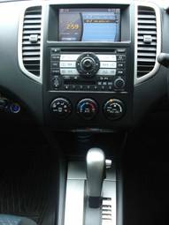 2006 Nissan Wingroad Pics