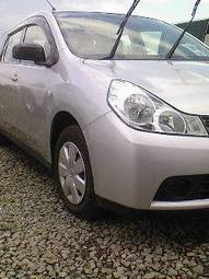 2006 Nissan Wingroad Pictures