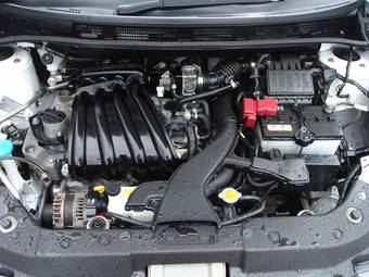 2006 Nissan Wingroad Pictures