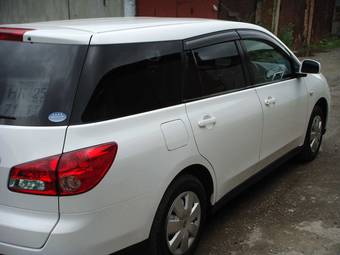 2006 Nissan Wingroad Photos