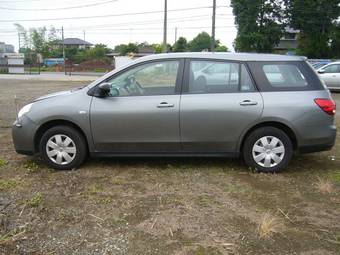 2006 Nissan Wingroad Pictures