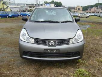 2006 Nissan Wingroad Photos