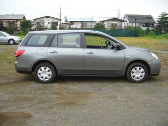 2006 Nissan Wingroad Images