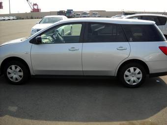2006 Nissan Wingroad Pictures