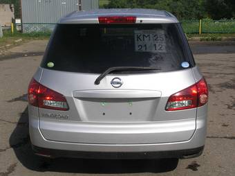 2006 Nissan Wingroad Photos