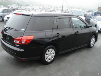 2006 Nissan Wingroad Photos