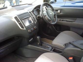 2006 Nissan Wingroad Pictures