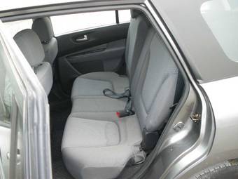 2006 Nissan Wingroad Photos