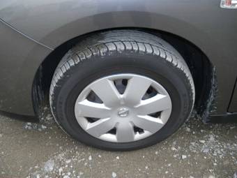 2006 Nissan Wingroad Photos