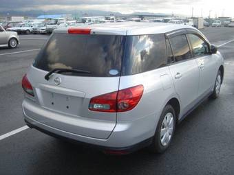 2006 Nissan Wingroad Photos