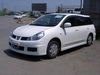 2006 Nissan Wingroad Pictures