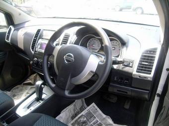 2006 Nissan Wingroad Photos