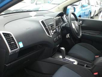 2006 Nissan Wingroad Pics