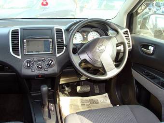 2006 Nissan Wingroad Photos