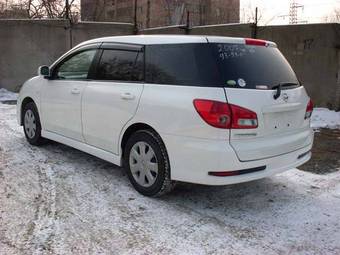 2007 Nissan Wingroad Photos