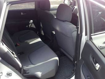 2007 Nissan Wingroad Images