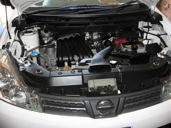 2007 Nissan Wingroad Photos