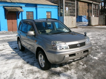 2000 Nissan X-Trail