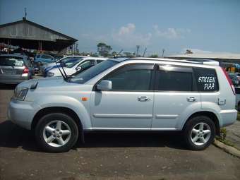 2000 Nissan X-Trail