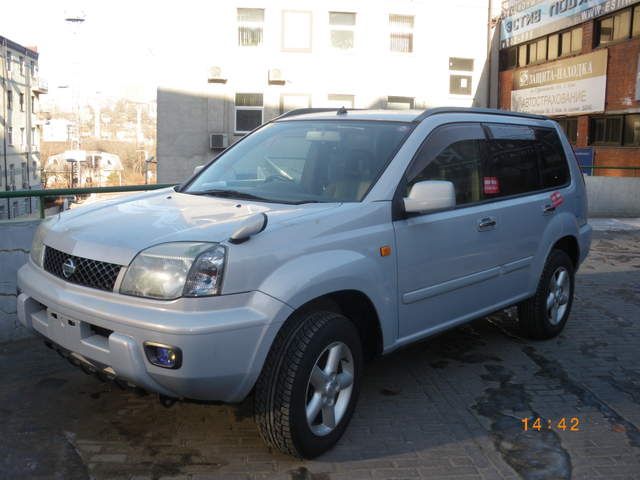 2000 Nissan X-Trail