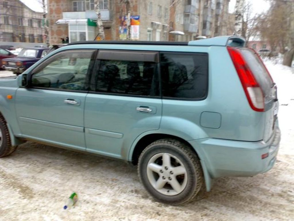 2000 Nissan X-Trail