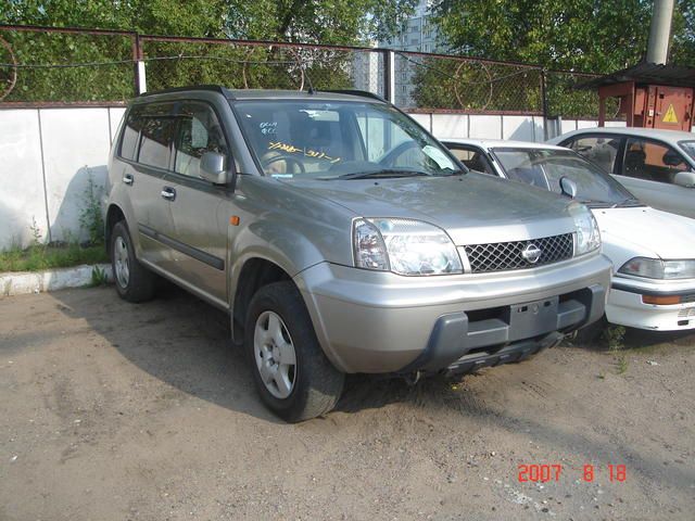 2000 Nissan X-Trail