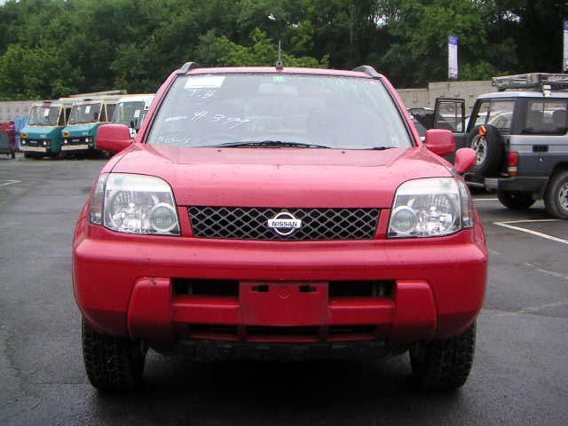 2000 Nissan X-Trail Images