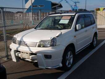 2000 Nissan X-Trail Images