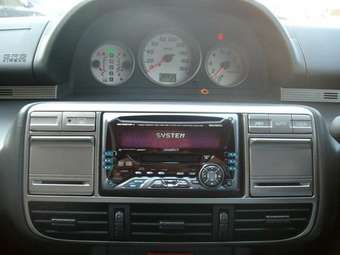 2000 Nissan X-Trail Photos